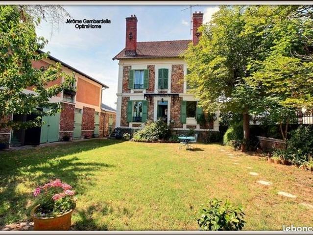 Maison 7 pièces 192 m²