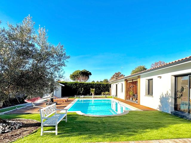 Maison 7 pièces 192 m²