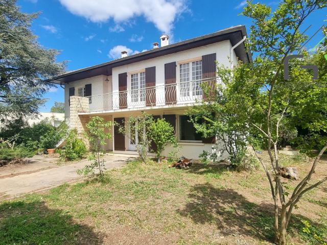 Maison 7 pièces 192 m²