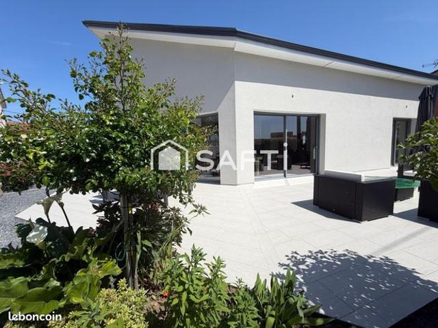 Maison 7 pièces 192 m²