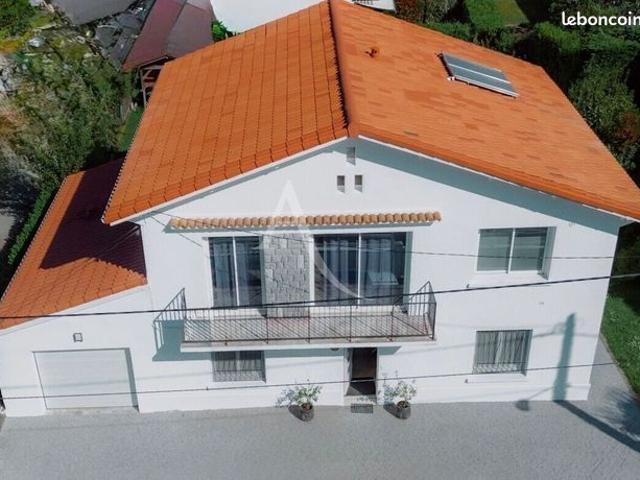 Maison 7 pièces 192 m²
