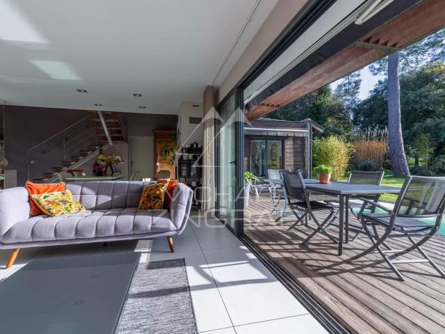 Maison 7 pièces 192 m²