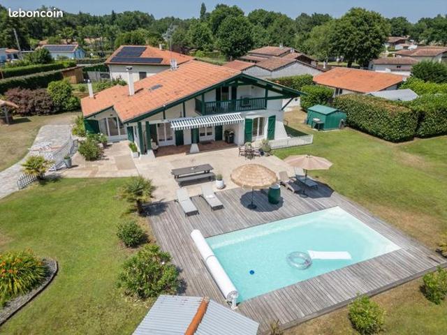 Maison 7 pièces 192 m²