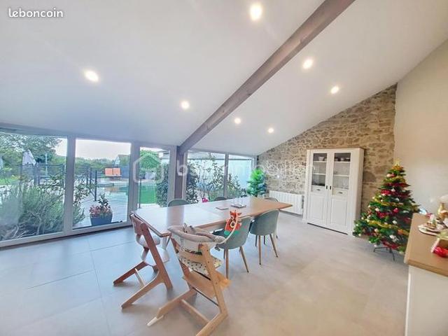 Maison 7 pièces 192 m²