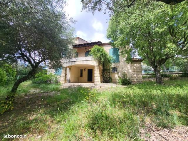 Maison 7 pièces 192 m²