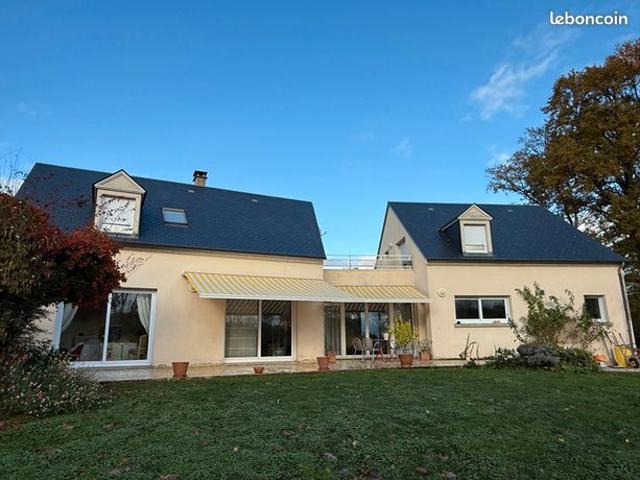 Maison 7 pièces 192 m²