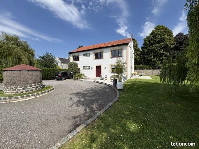 Maison 7 pièces 192 m²