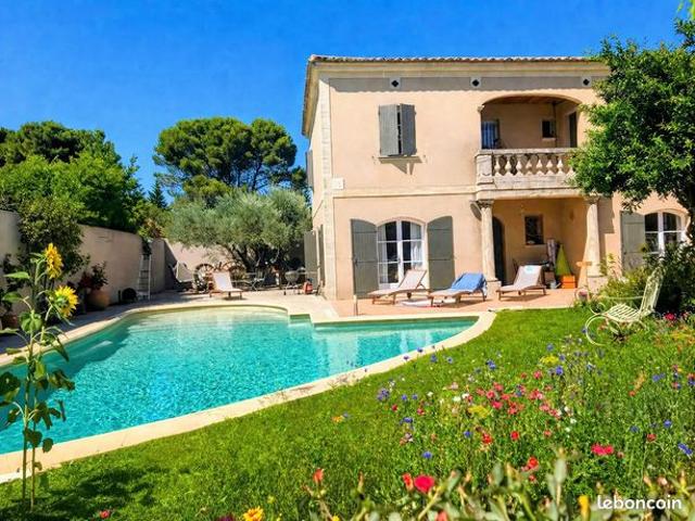Maison 7 pièces 192 m²