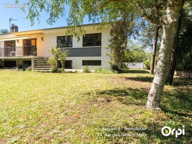 Maison 7 pièces 192 m²