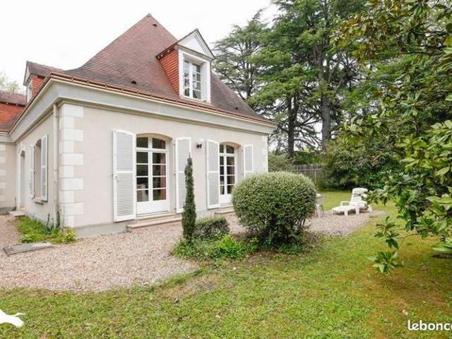 Maison 7 pièces 192 m²