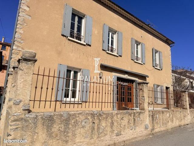 Maison 7 pièces 193 m²