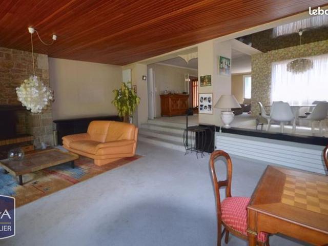 Maison 7 pièces 193 m²