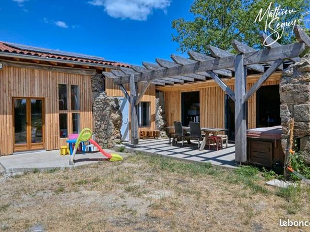 Maison 5 pièces 140 m²
