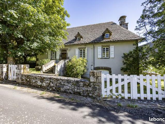 Maison 7 pièces 193 m²