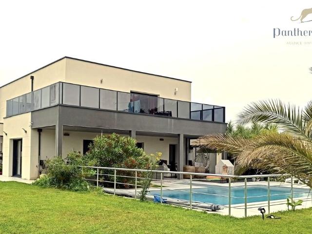 Maison 7 pièces 193 m²