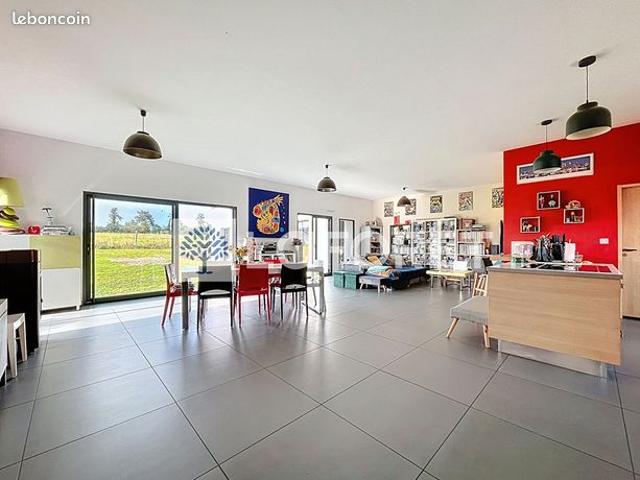 Maison 7 pièces 193 m²
