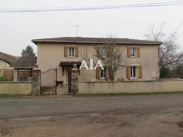 Maison 7 pièces 1 660 m²