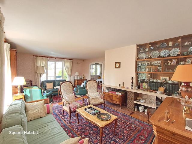 Maison 7 pièces 204 m²
