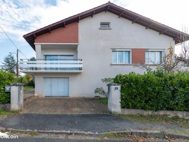 Maison 7 pièces 204 m²