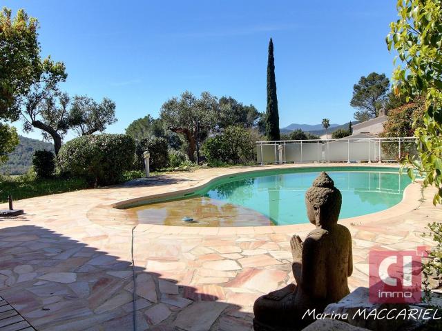 Maison 7 pièces 204 m²