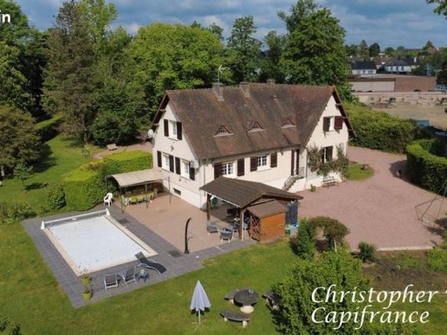 Maison 7 pièces 204 m²