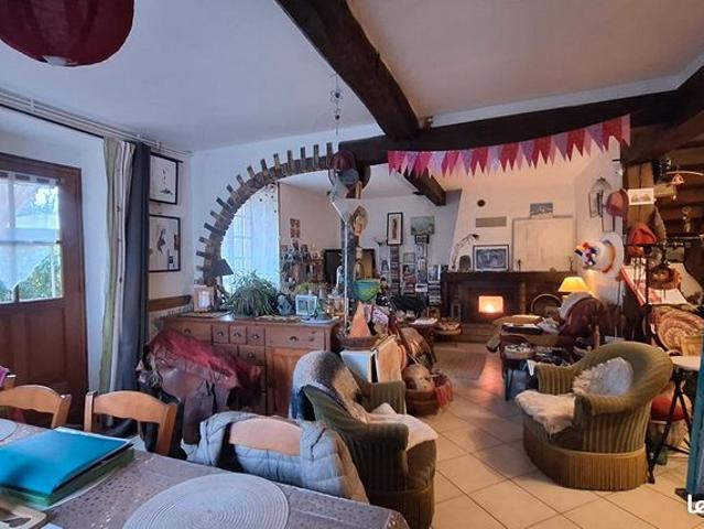 Maison 7 pièces 204 m²