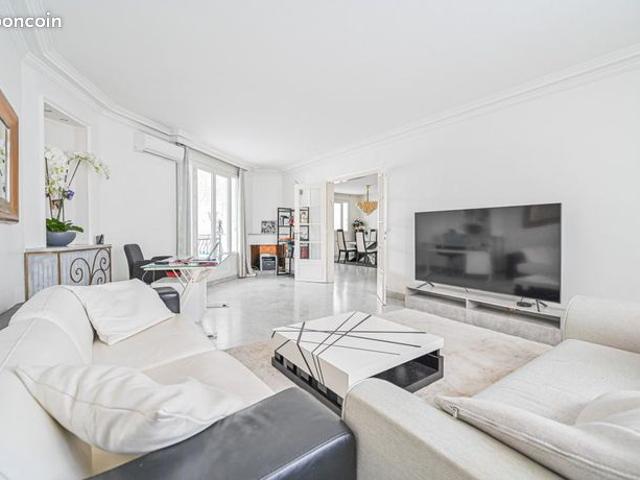 Maison 7 pièces 204 m²