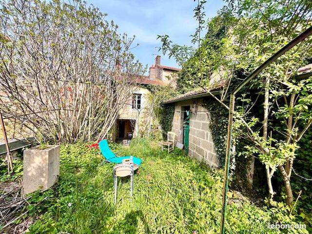 Maison 7 pièces 204 m²
