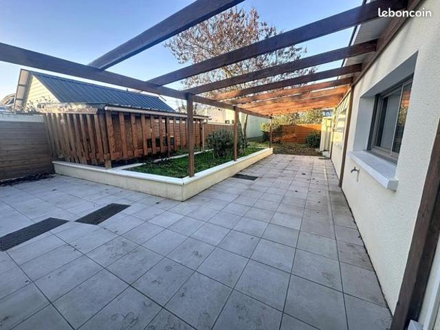 Maison 7 pièces 204 m²