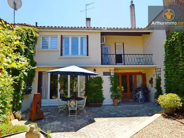Maison 7 pièces 204 m²