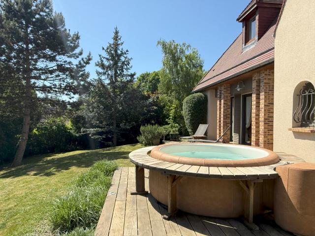 Maison 7 pièces 204 m²