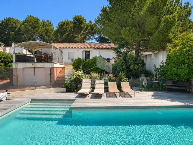 Maison 7 pièces 204 m²