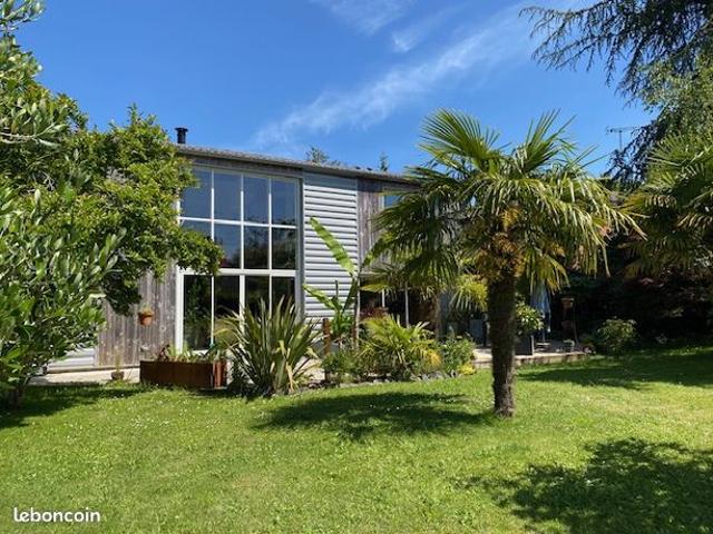 Maison 7 pièces 204 m²