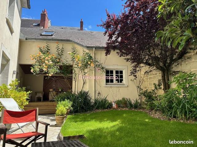 Maison 7 pièces 204 m²