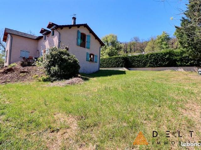 Maison 7 pièces 204 m²