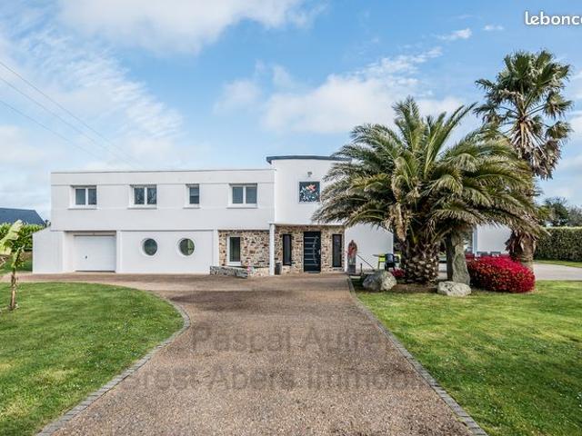 Maison 7 pièces 204 m²