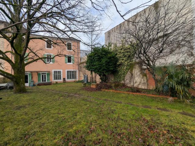 Maison 7 pièces 205 m²