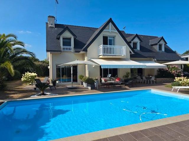 Maison 7 pièces 205 m²