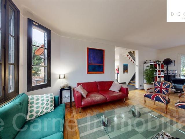 Maison 7 pièces 205 m²