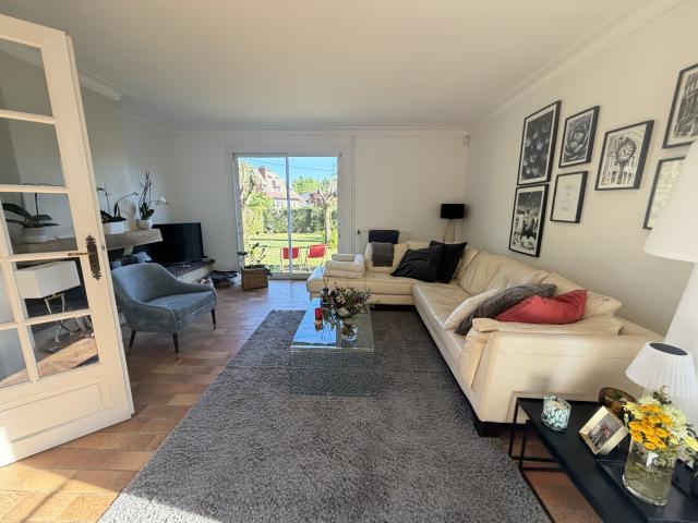 Maison 7 pièces 205 m²