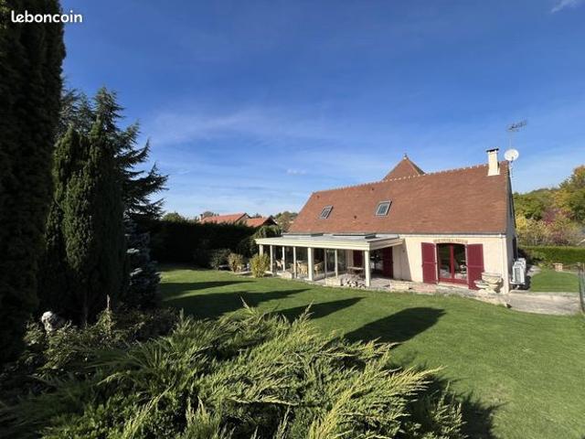Maison 7 pièces 205 m²