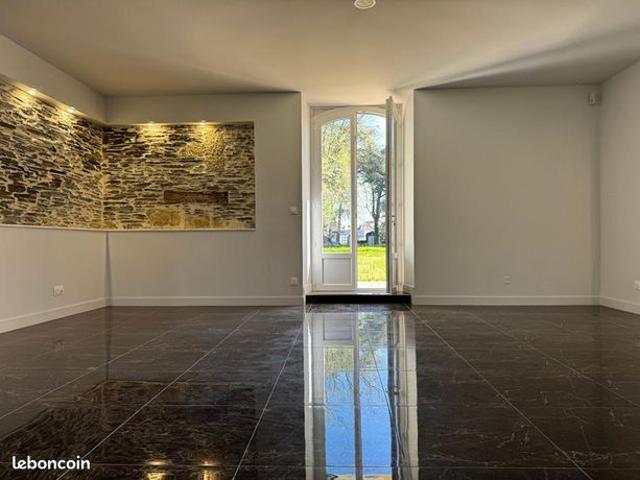Maison 7 pièces 205 m²