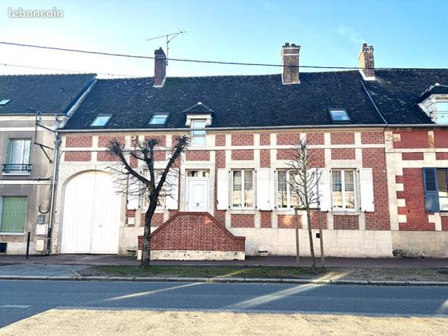 Maison 7 pièces 205 m²