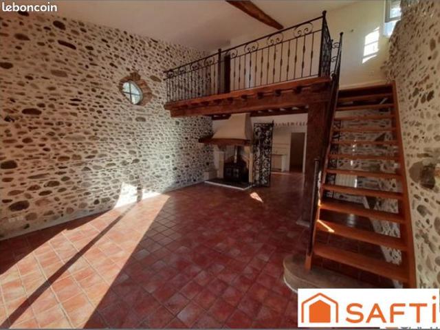 Maison 7 pièces 205 m²