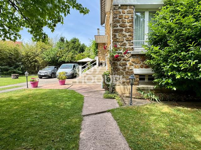 Maison 7 pièces 205 m²