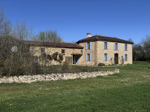 Maison 7 pièces 205 m²