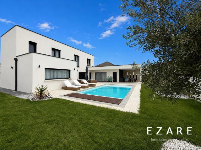 Maison 7 pièces 205 m²