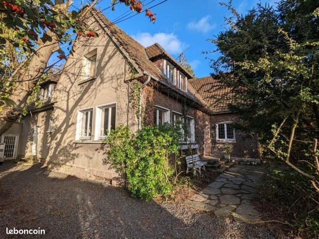 Maison 7 pièces 205 m²