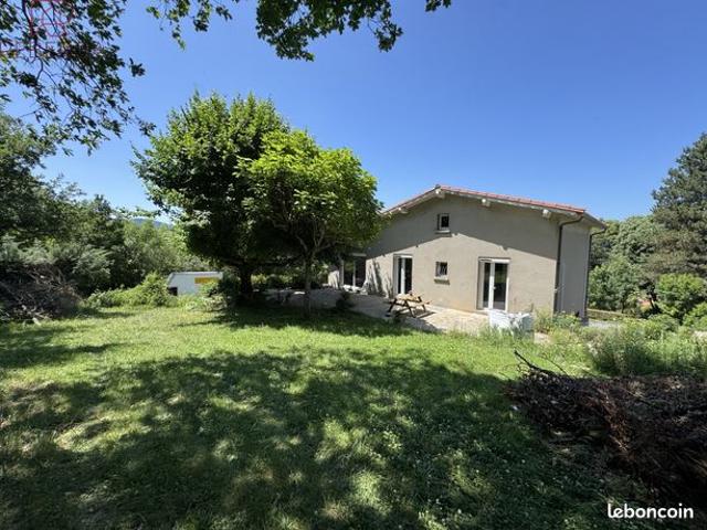 Maison 7 pièces 205 m²