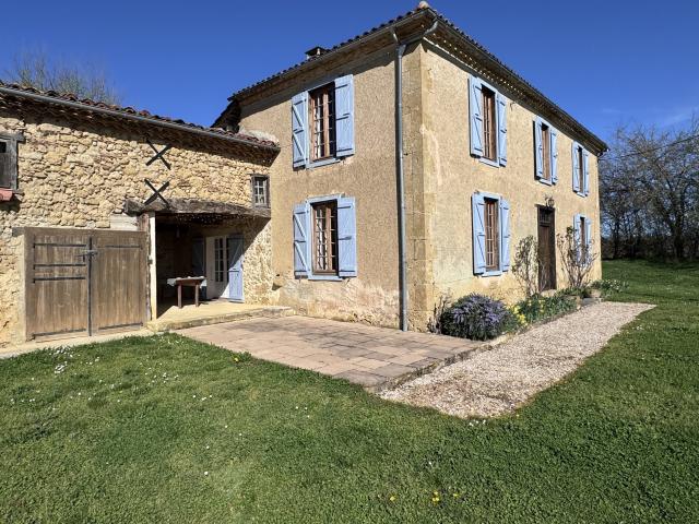 Maison 7 pièces 205 m²